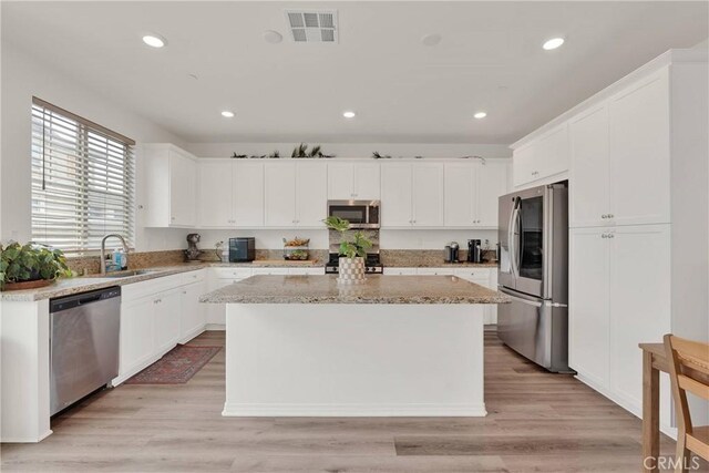 16718 Wyndham Ln, Fontana, CA 92336 - photo 11