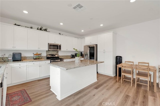 16718 Wyndham Ln, Fontana, CA 92336 - photo 5