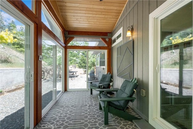 2340 Deep Creek Dr, Running Springs, CA 92382 - view of sunroom / solarium