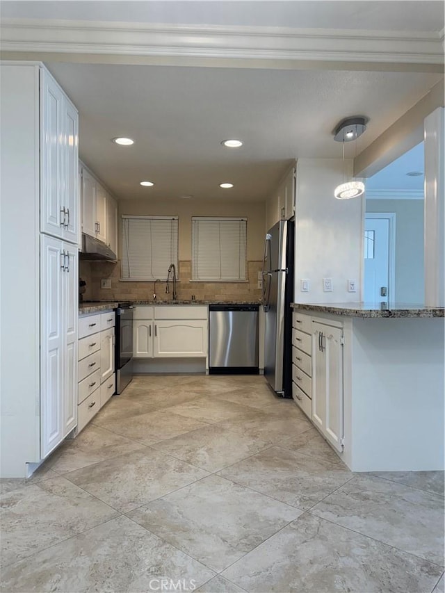 879 Via Mendoza Unit B, Laguna Woods, CA 92637 - photo 22