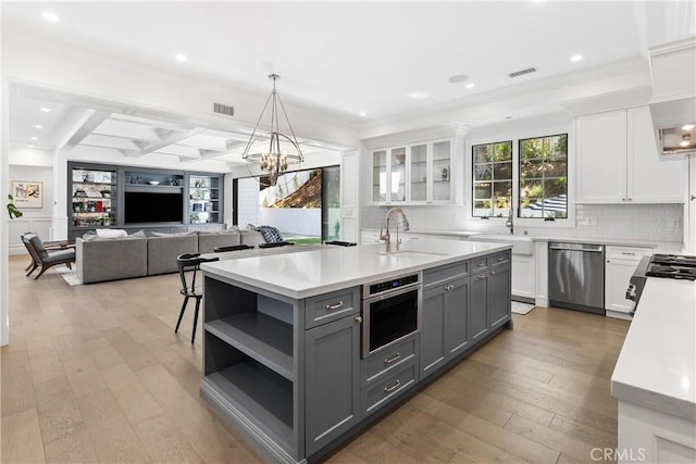 3914 Woodfield Dr, Sherman Oaks, CA 91403 - photo 13