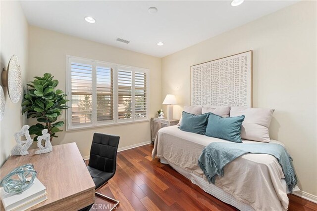 33 Lacebark, Irvine, CA 92618 - bedroom with wood finished floors, baseboards, and recessed lighting