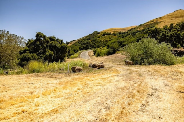 680 Spring Canyon Ln, Nipomo, CA 93444