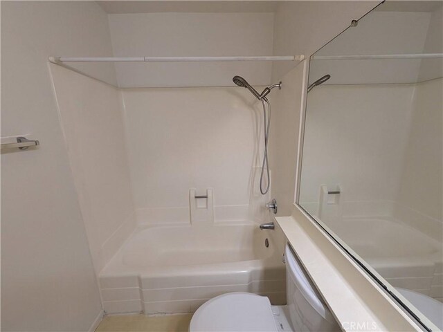 1266 Tarryglen Ln, San Dimas, CA 91773 - full bathroom featuring toilet and washtub / shower combination