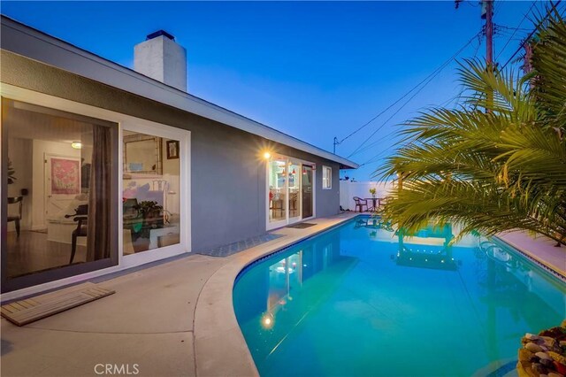 1717 Cumbre Dr, San Pedro, CA 90732 - view of pool