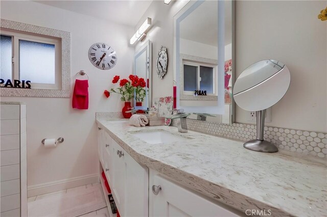 1717 Cumbre Dr, San Pedro, CA 90732 - bathroom with vanity and baseboards