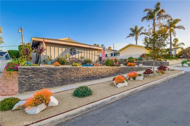 1717 Cumbre Dr, San Pedro, CA 90732 - view of front facade featuring board and batten siding