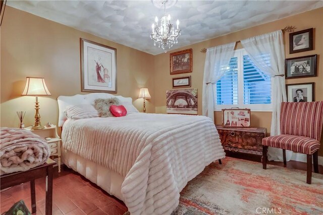 1717 Cumbre Dr, San Pedro, CA 90732 - bedroom with a chandelier