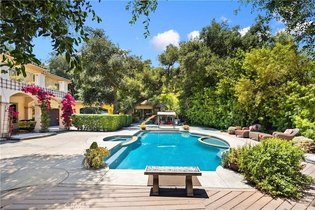 4204 Woodleigh Ln, La Canada Flintridge, CA 91011 - view of pool with a pool with connected hot tub and view of scattered trees