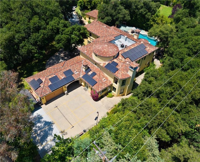 4204 Woodleigh Ln, La Canada Flintridge, CA 91011 - view of subject property featuring a pool