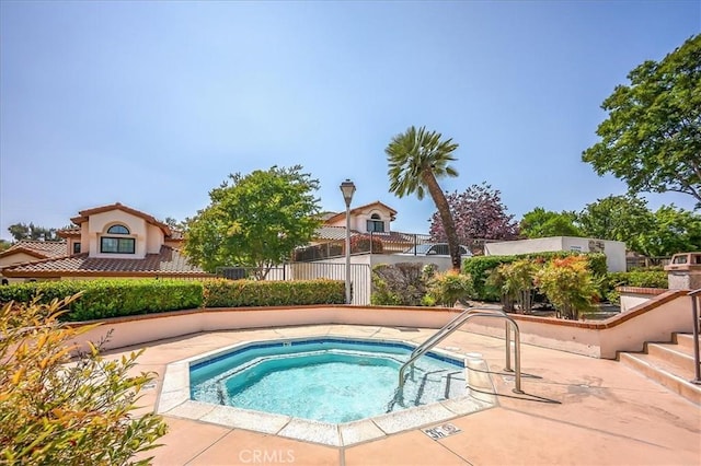 960 Via Serana, Upland, CA 91784 - view of pool featuring a hot tub and a pool