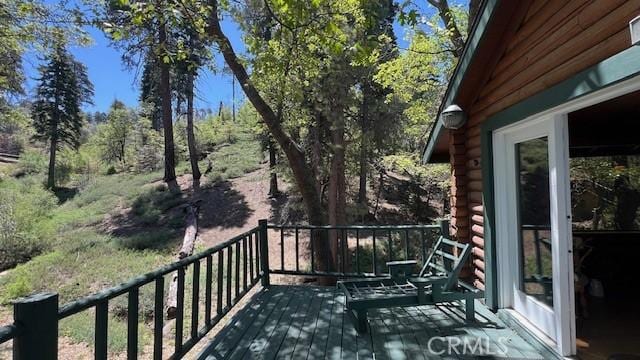 33796 Cedar Pines Ln, Green Valley Lake, CA 92341 - view of wooden terrace