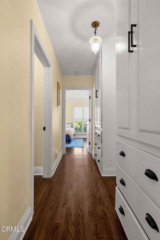 2156 Las Lunas St, Pasadena, CA 91107 - hall featuring dark wood-style flooring and baseboards