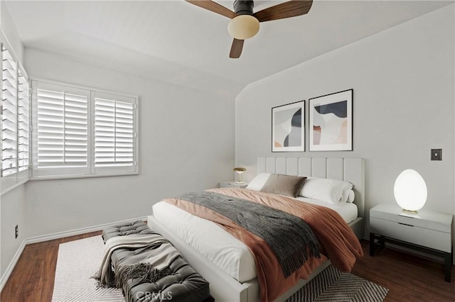 26966 Flo Ln Unit 318, Canyon Country, CA 91351 - bedroom with wood finished floors and a ceiling fan