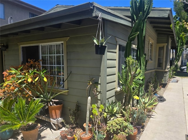 1121 Gladys Ave, Long Beach, CA 90804 - view of home's exterior