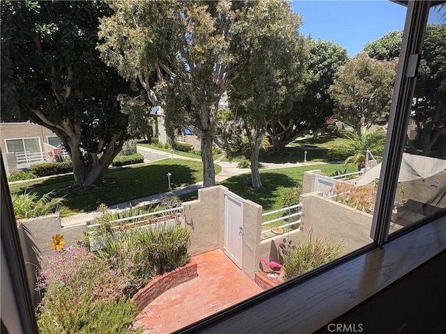 3381 Bandit Cir, Huntington Beach, CA 92649 - exterior space