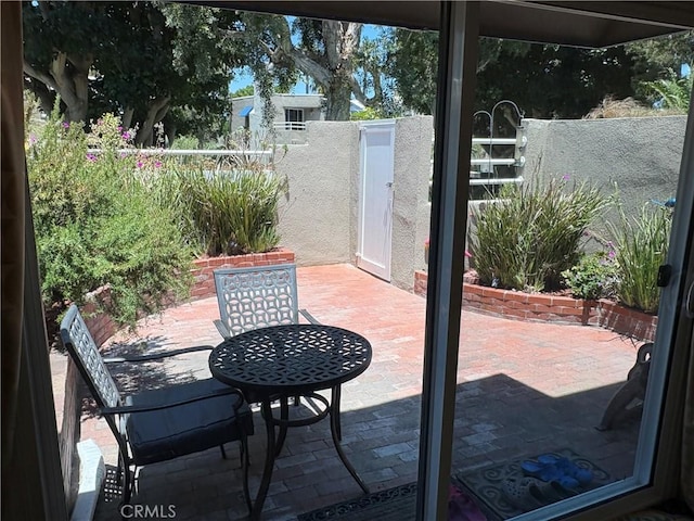 3381 Bandit Cir, Huntington Beach, CA 92649 - fenced backyard with a patio