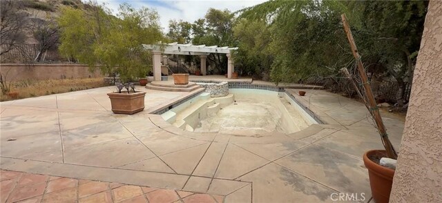 33710 Santiago Rd, Acton, CA 93510 - view of pool featuring a pergola, a patio area, and a jacuzzi