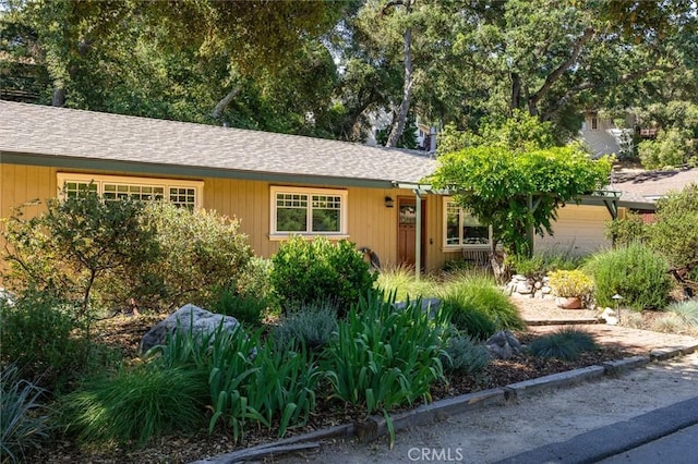 6950 Navarette Ave, Atascadero, CA 93422 - view of front of property featuring a garage and roof with shingles
