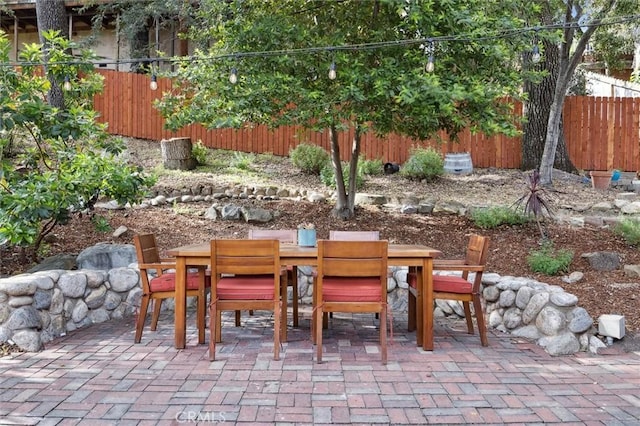 6950 Navarette Ave, Atascadero, CA 93422 - view of patio / terrace with outdoor dining area