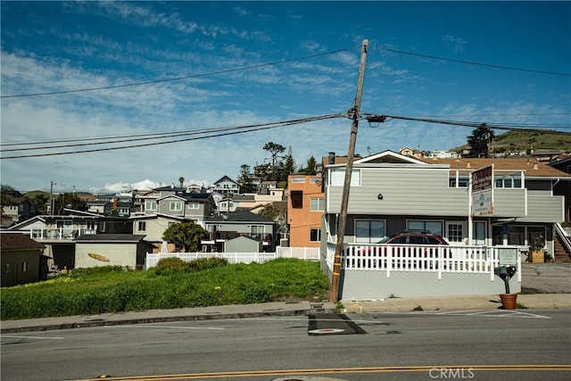 39 S Ocean Ave, Cayucos, CA 93430