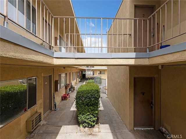 7049 Vassar Ave, Canoga Park, CA 91303 - view of community