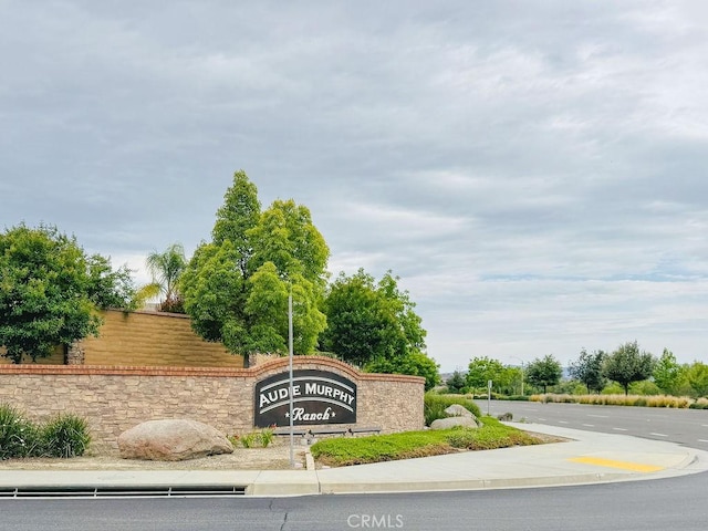 24802 Sandy Trail Pl, Menifee, CA 92584 - view of community sign