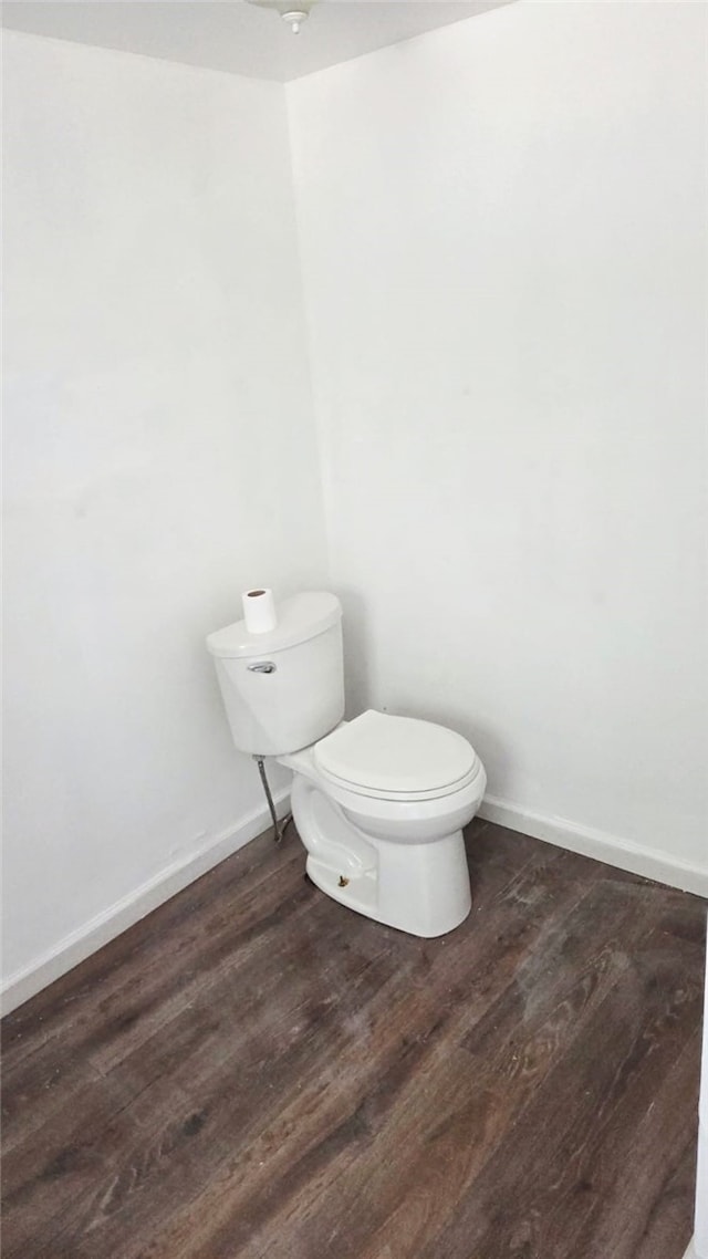322 S 8th St, Taft, CA 93268 - half bath featuring wood finished floors
