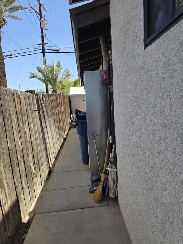 704 S H St, Imperial, CA 92251 - view of side of property with stucco siding