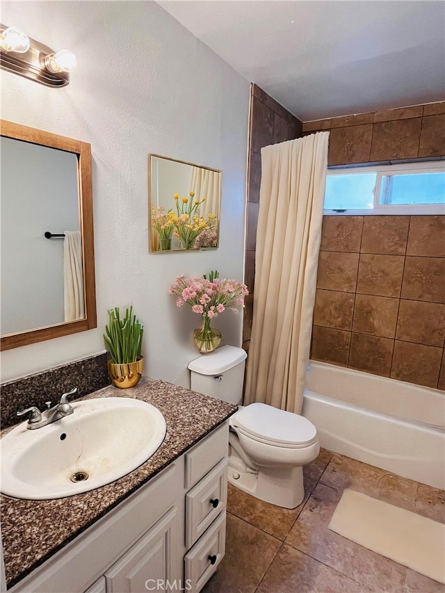 17082 Emerald Ln, Huntington Beach, CA 92647 - photo 8