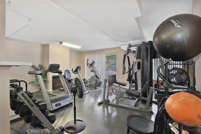 4401 Sepulveda Blvd Unit 112, Sherman Oaks, CA 91403 - gym with a textured ceiling