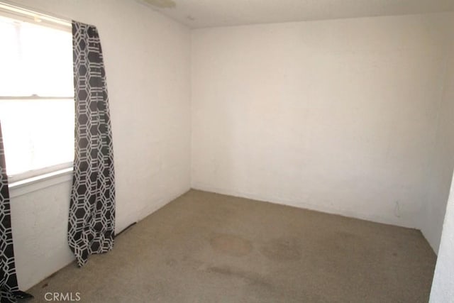 120 W Williams St, Barstow, CA 92311 - unfurnished room featuring carpet flooring