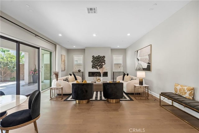 370 Sawbuck, Irvine, CA 92618 - living area featuring wood finished floors, recessed lighting, and baseboards