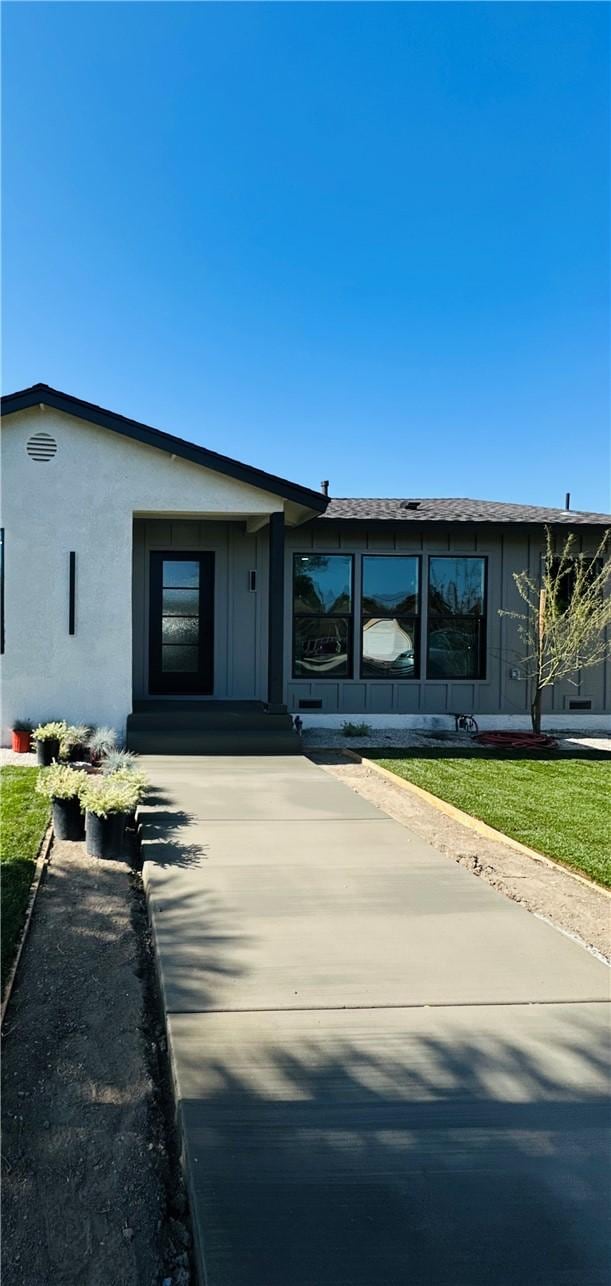 5161 E 27th St, Long Beach, CA 90815 - view of front of property with stucco siding