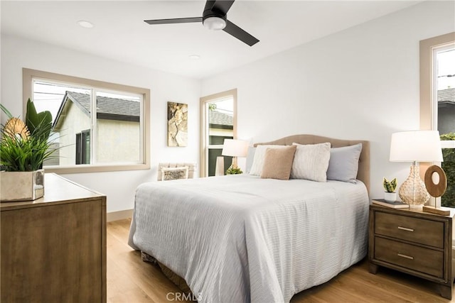 5161 E 27th St, Long Beach, CA 90815 - bedroom featuring light wood-style flooring, a ceiling fan, and recessed lighting