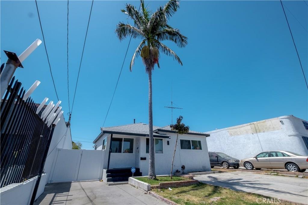 2841 E Imperial Hwy, Lynwood, CA 90262 - photo 1