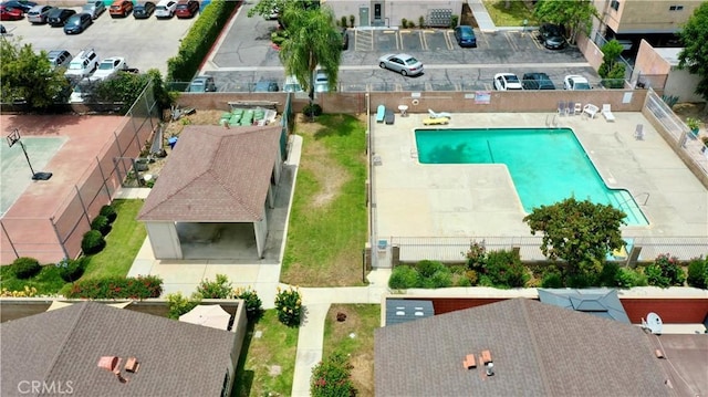 8601 Burnet Ave Unit D, North Hills, CA 91343 - bird's eye view of a pool