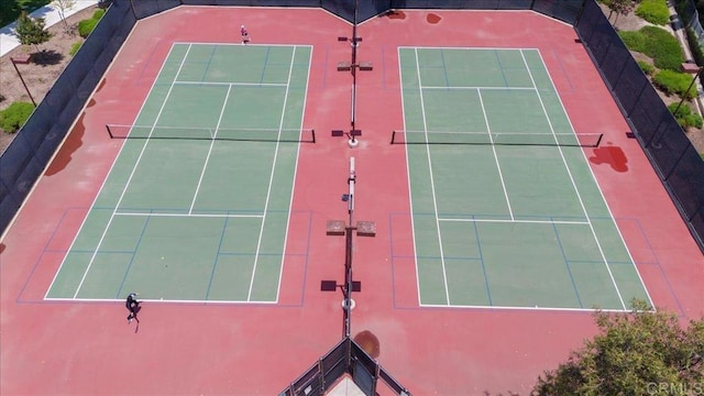 31210 Strawberry Tree Ln Unit 52, Temecula, CA 92592 - view of tennis court