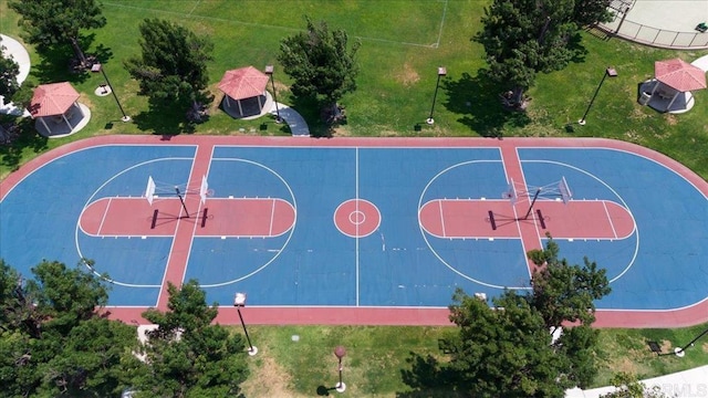 31210 Strawberry Tree Ln Unit 52, Temecula, CA 92592 - view of sport court featuring community basketball court