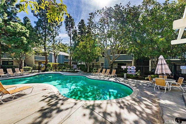 25611 Quail Run Unit 18, Dana Point, CA 92629 - community pool featuring a patio