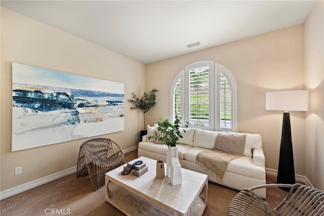 21 Corte Lomas Verdes, San Clemente, CA 92673 - carpeted living area with baseboards