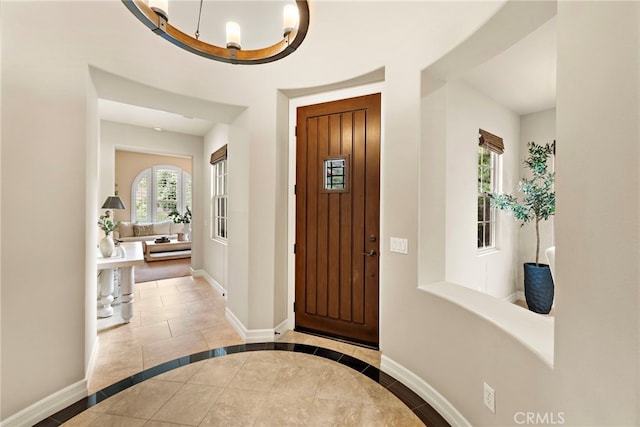 21 Corte Lomas Verdes, San Clemente, CA 92673 - tiled foyer with baseboards