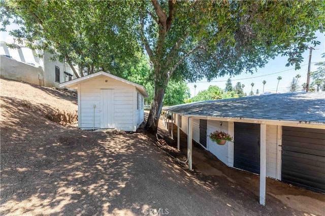 1615 Halsey St, Redlands, CA 92373 - view of yard featuring a storage shed