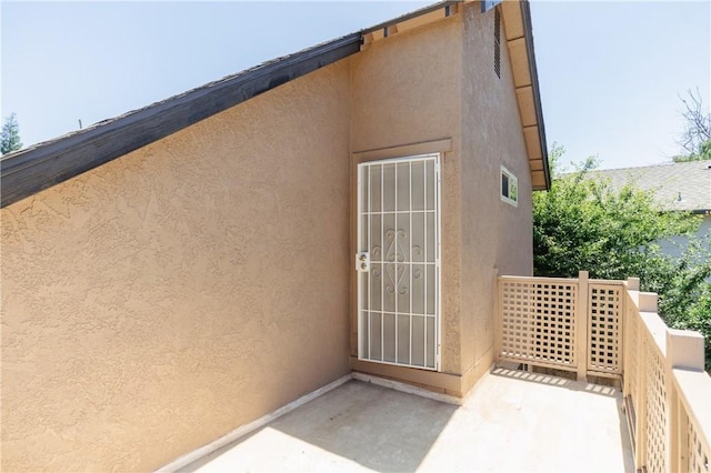 3117 Andre Ln, Turlock, CA 95382 - view of exterior entry featuring stucco siding