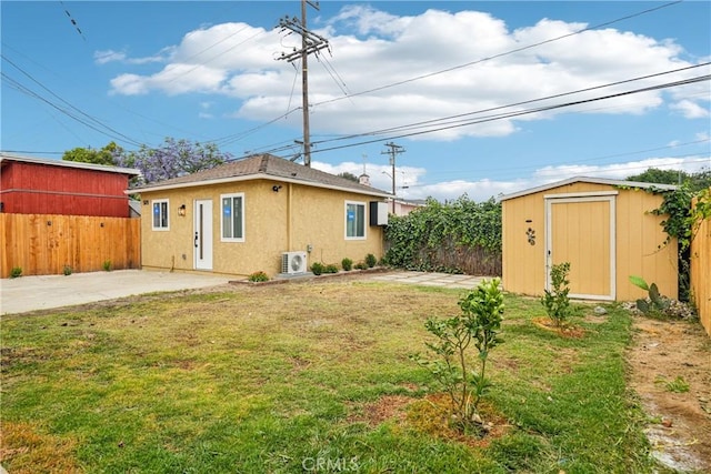 509 N Hillford Ave, Compton, CA 90220 - view of yard featuring a patio area and a cooling unit