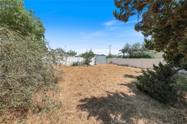 15403 Domart Ave, Norwalk, CA 90650 - view of yard