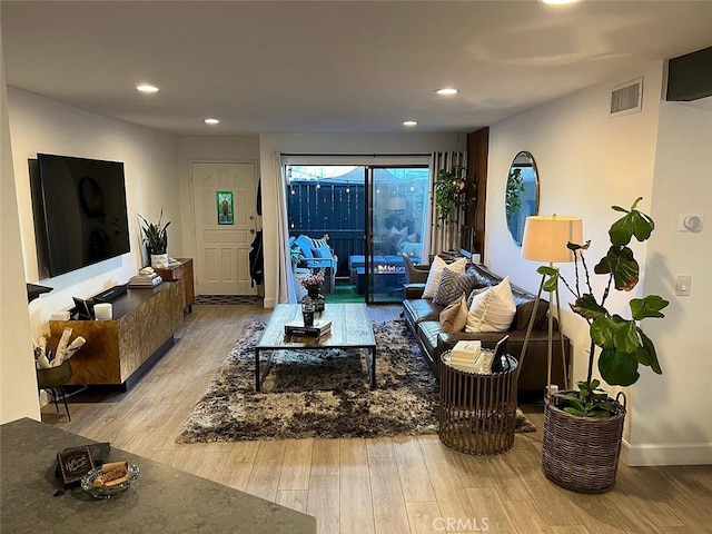 12938 Valleyheart Dr Unit 2, Studio City, CA 91604 - photo 5
