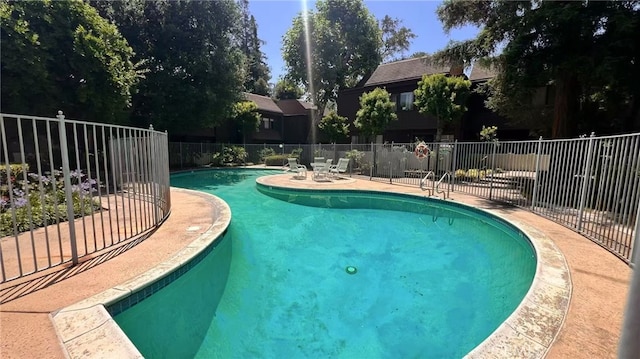 445 W Duarte Rd Unit 5, Arcadia, CA 91007 - view of community pool