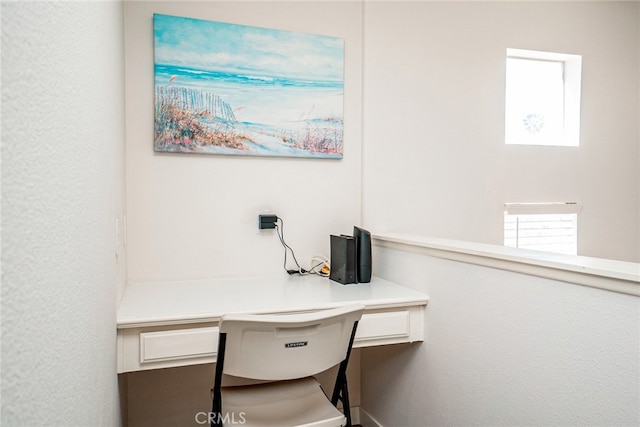 382 Settlers Rd, Upland, CA 91786 - office with built in desk