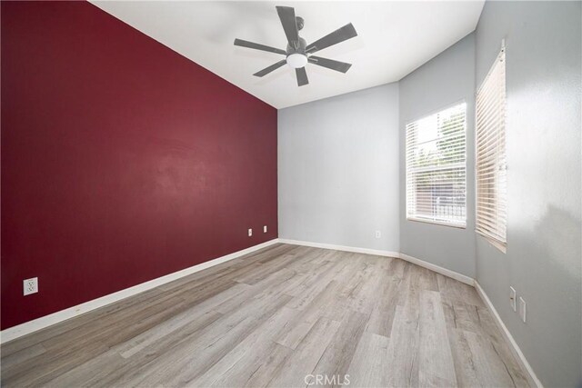 31460 Tulette Ln, Winchester, CA 92596 - spare room featuring wood finished floors, ceiling fan, and baseboards